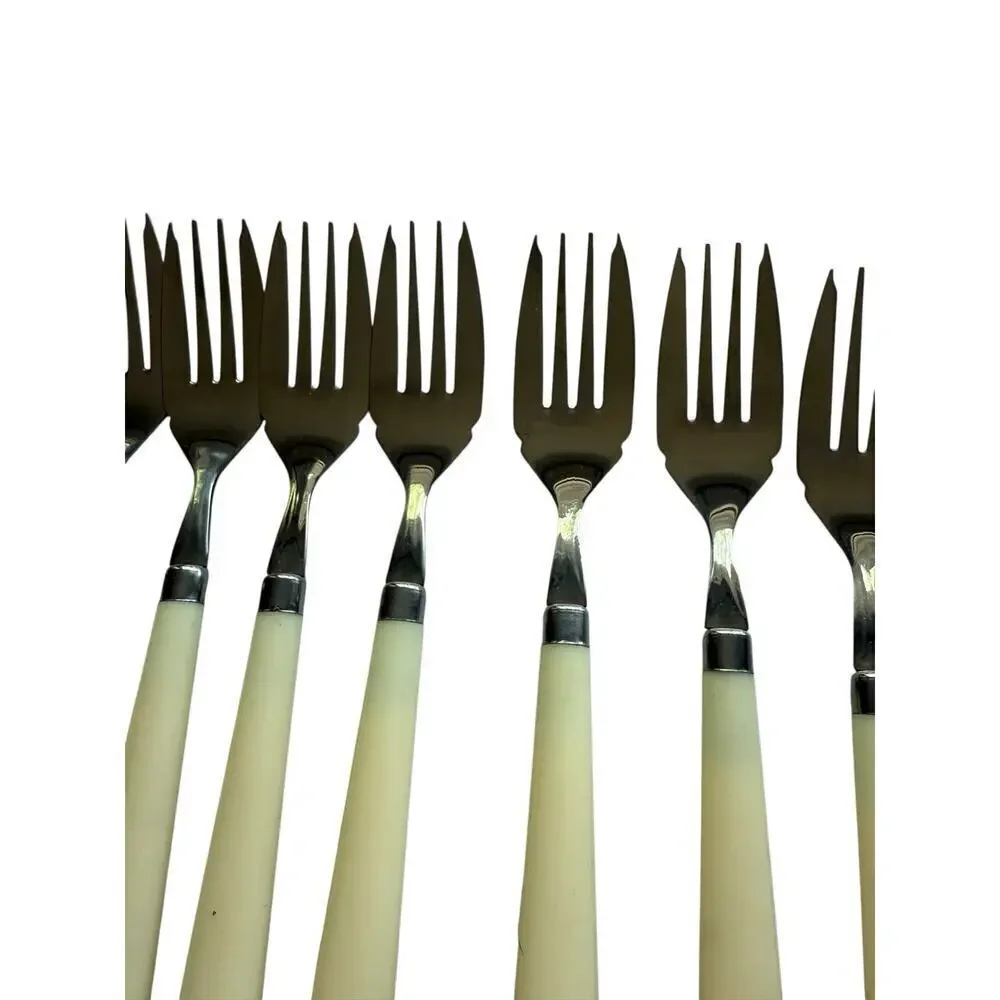 Vintage Cream Colored Plastic Handle Salad Forks 7 pieces Made Taiwan 1970's